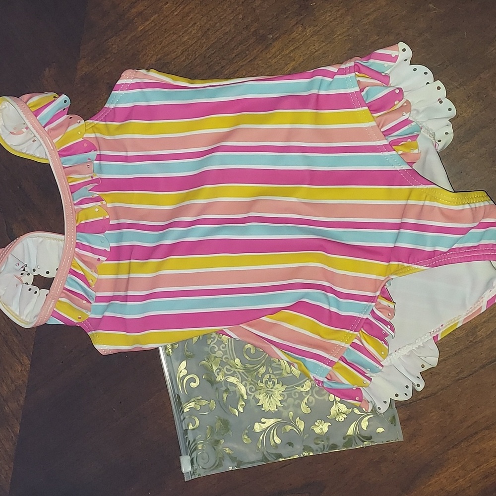 5/$25 NWT Shekini Girls Swimsuit!